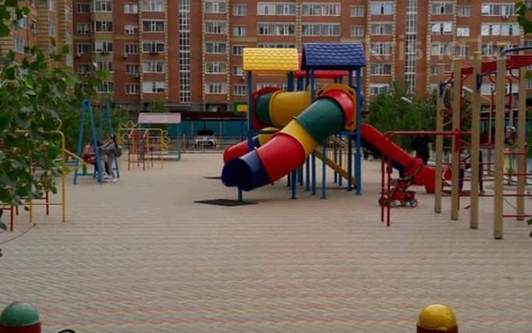 3-комнатная квартира · 100 м² · 9/9 этаж, мкр. Алтын орда, А.Молдагулова 60/1 за 200 000 ₸ в Актобе — фото 20