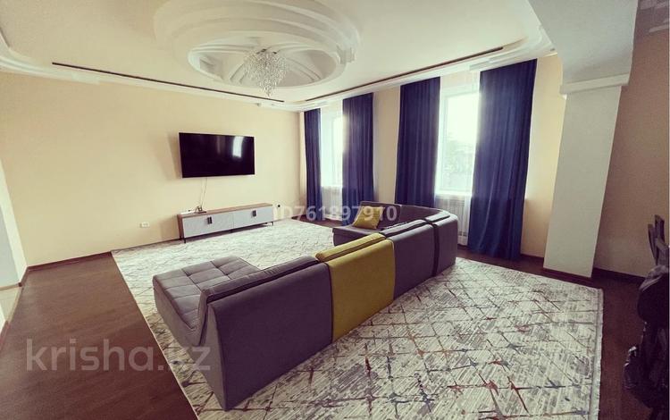 Отдельный дом · 7 комнат · 259 м² · 10 сот., Кулагер 8 за 58 млн 〒 в Бурабае — фото 5