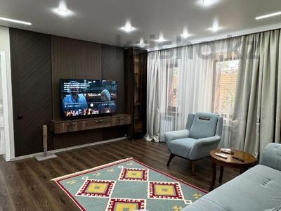 Отдельный дом · 4 комнаты · 174.2 м² · 4 сот., Посмакова 52 за 75 млн ₸ в Семее