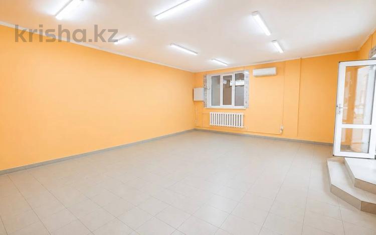 Свободное назначение, офисы, магазины и бутики, салоны красоты, медцентры и аптеки, кабинеты и рабочие места · 60 м² за 850 000 ₸ в Алматы, Бостандыкский р-н — фото 2