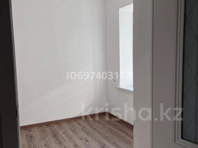 Продажа домов и дачи в Жамбылской обл.: Отдельный дом · 4 комнаты · 56.6 м² · 6 сот., Тұрсынбаев 28 за 15 млн 〒 Отдельный дом · 4 комнаты · 56.6 м² · 6 сот., Тұрсынбаев 28 за 15 млн 〒 в Мерке