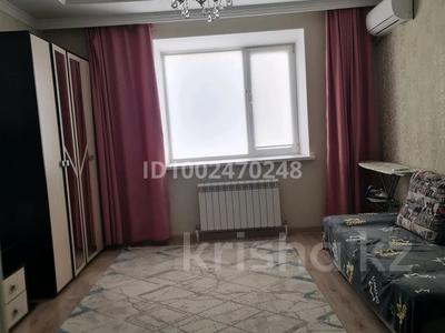 1-бөлмелі пәтер · 60 м² · 2/5 қабат, мкр. Алтын орда, Тауелсиздик — Ледовая арена,Жекпе жек, бағасы: 10 000 〒 в Актобе
