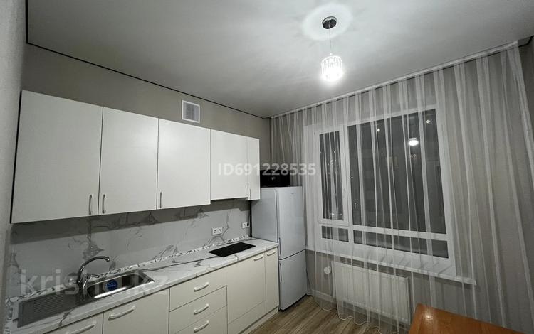 1-комнатная квартира, 37 м², 7/12 этаж помесячно, Туран 55/7