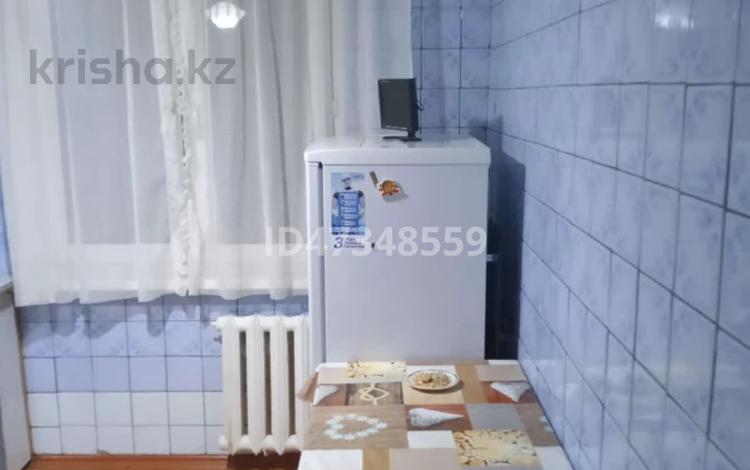 2-бөлмелі пәтер, 46 м², 4/4 қабат ай сайын, мкр №8, бағасы: 260 000 〒 в Алматы, Ауэзовский р-н — фото 8