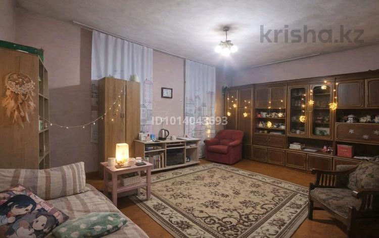 Отдельный дом · 3 комнаты · 50 м² · 1 сот., Г. Алматы ул. Бурундайская — Вокзал Алматы-1 за 60 млн ₸ в Жетысуский р-н — фото 2