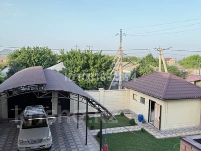 Отдельный дом · 7 комнат · 240 м² · 5 сот., 11-й микрорайон, 11-й микрорайон ул Қарасу 92 — Угол улицы Хангельди батыра 1 за 110 млн 〒 в Шымкенте, Енбекшинский р-н