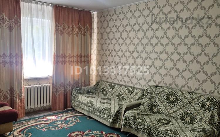1-комнатная квартира · 40 м² · 3/9 этаж, мкр Аксай-2 75 за 200 000 ₸ в Алматы, Ауэзовский р-н — фото 2