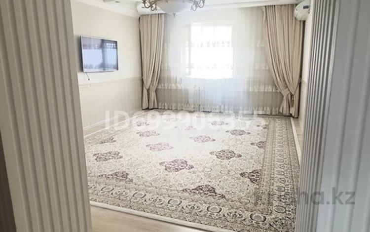 3-бөлмелі пәтер · 100 м² · 4/5 қабат, 35-мкр, 35-ш/а. 23 — Жол боиында, бағасы: 33 млн ₸ в Актау — фото 14