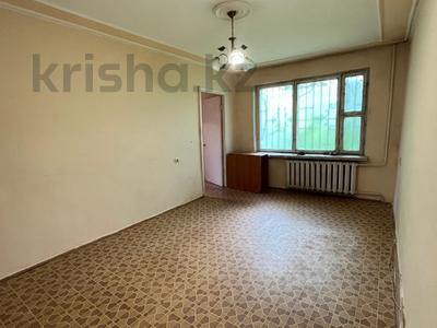 2-комнатная квартира, 42 м², 1/5 этаж, жастар 32 за 10.6 млн 〒 в Талдыкоргане, мкр Жастар