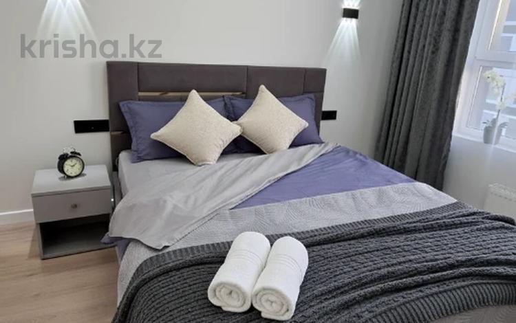 2-комнатная квартира · 43 м² · 16/18 этаж, мкр Уркер, Е-36 11 за 18 000 ₸ в Астане, Нура р-н — фото 2
