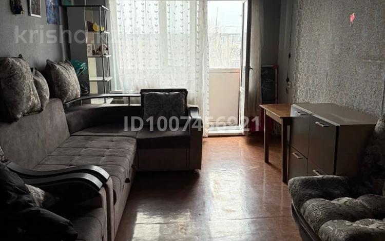 2-бөлмелі пәтер · 50 м² · 4/5 қабат, 7 микрорайон 52, бағасы: 100 000 ₸ в Темиртау — фото 2