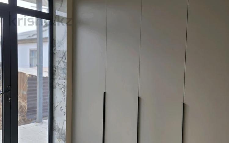 Жеке үй · 7 бөлме · 250 м², Жанибек Елеуисова 82, бағасы: 120 000 ₸ в Атырау — фото 2