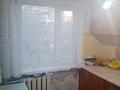 3-комнатная квартира · 48 м² · 2/5 этаж, Майкудук, 13й микрорайон 3 за 17 млн ₸ в Караганде, Алихана Бокейханова р-н — фото 6