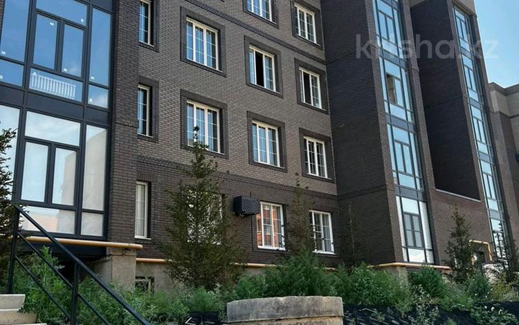 4-комнатная квартира · 132 м² · 5/5 этаж, мкр. Алтын орда 358а за 42.8 млн ₸ в Актобе — фото 2