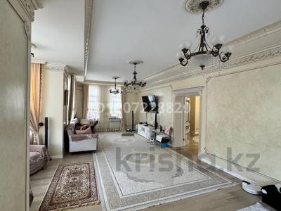 Отдельный дом · 10 комнат · 430 м², мкр Жеруйык, Нарембаев 44 за 1 млн 〒 в Атырау