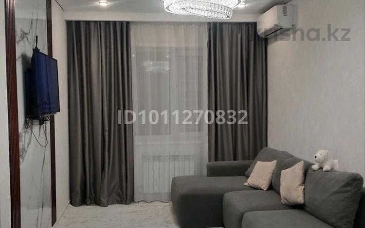 1-комнатная квартира · 40 м² · 3/3 этаж, мкр Уркер, Укили Ыбырай 15 — магазин Адиль за 18.3 млн 〒 в Астане, Нура р-н — фото 2