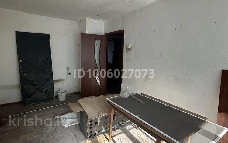 3-бөлмелі пәтер · 63.1 м² · 1/5 қабат, Юбилейная 6 — 1- район, бағасы: 10 млн ₸ в Риддере — фото 2