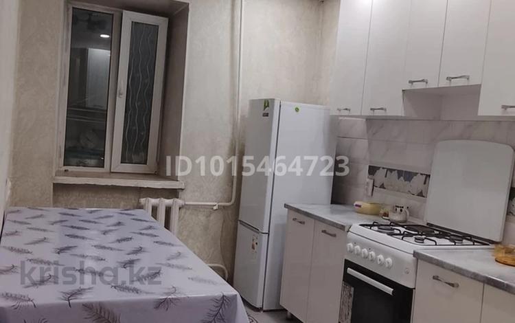 3-комнатная квартира · 60 м² · 2/5 этаж, Шугаева 155 — Силикатный поселок за 230 000 ₸ в Семее — фото 2