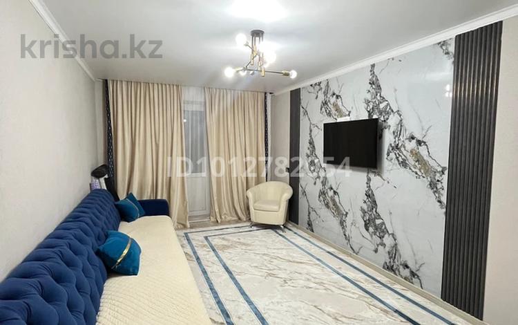 2-комнатная квартира · 46 м² · 5/5 этаж, Майкудук, 13й микрорайон 12 за 12 млн ₸ в Караганде, Алихана Бокейханова р-н — фото 2