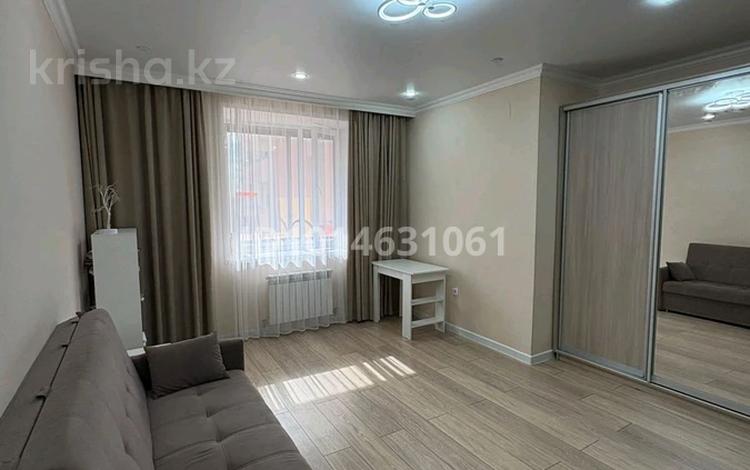 1-комнатная квартира · 44.3 м² · 10/13 этаж, Тауелсиздик 34/9 за 28 млн ₸ в Астане, Алматы р-н — фото 2