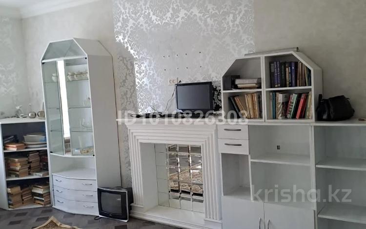 3-бөлмелі пәтер · 81 м² · 1/3 қабат, Старый город, Шернияза — Алтынсарина, бағасы: 19 млн 〒 в Актобе — фото 16