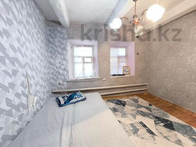 Жеке үй • 3 бөлмелер • 70 м² • 4 сот., Керей хана 44, бағасы: 7.8 млн 〒 в Актобе, мкр. Курмыш