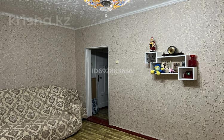 2-комнатная квартира, 60 м² помесячно, Ауэзова 16 — Валиханова Ауэзова за 90 000 〒 в Риддере — фото 2