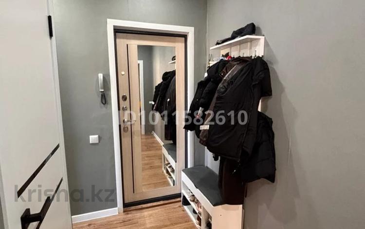 1-бөлмелі пәтер · 30 м² · 4/5 қабат, 10 микрорайон 8, бағасы: 12 млн ₸ в Аксае — фото 2