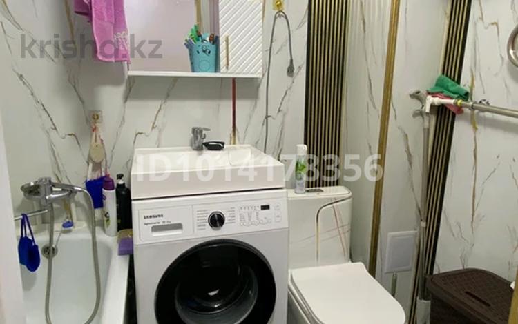 3-комнатная квартира · 63 м² · 5/5 этаж, Жеңіс 1 — Находится возле школы за 16.2 млн ₸ в Жезказгане — фото 2