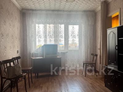 2-комнатная квартира · 41 м² · 5/5 этаж, Кошукова 2 за 13 млн 〒 в Петропавловске