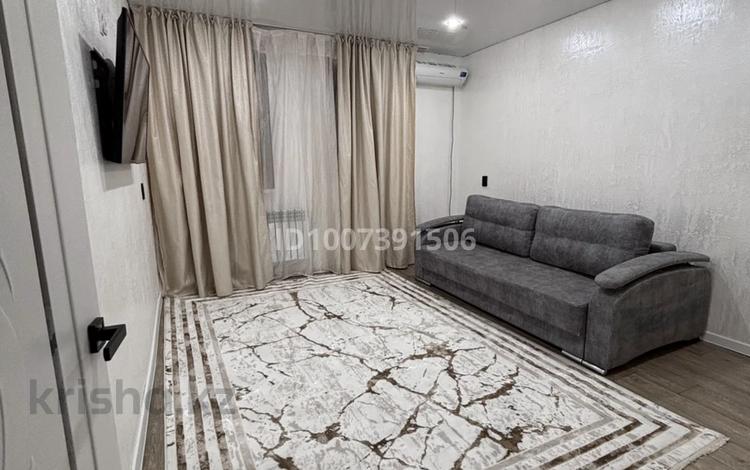 1-комнатная квартира · 40 м² · 4/4 этаж, 4 микрорайон 58 за 13 000 ₸ в Жанаозен — фото 2