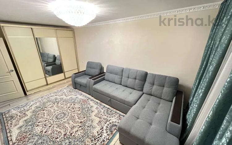 3-комнатная квартира · 80 м² · 1/5 этаж, Гумарова 88 за 15 000 〒 в Атырау, мкр Авангард-4 — фото 2