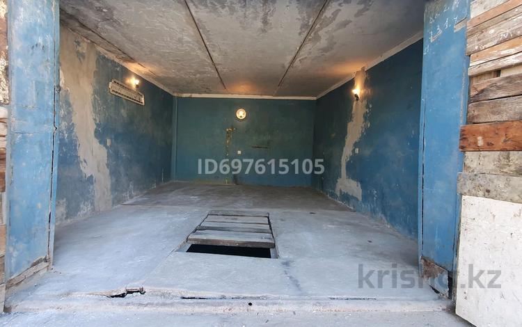 Гараж · 24 м² · 21-й мкр, 25мкр Актау √230, бағасы: ~ 2 млн 〒 — фото 159