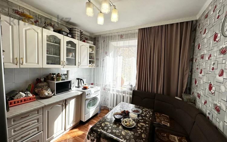 3-комнатная квартира · 64.5 м² · 1/10 этаж, мкр Юго-Восток, Таттимбета 4 за 22 млн ₸ в Караганде, Казыбек би р-н — фото 3