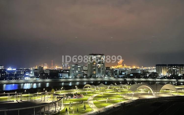 2-комнатная квартира · 86 м² · 8/17 этаж, мкр Каспий, Айтеке Би 113 — АГУ за 300 000 〒 в Атырау — фото 15