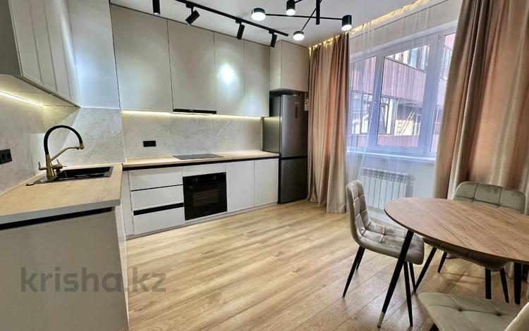 2-комнатная квартира · 49 м² · 8/10 этаж, мкр Жетысу-3 55А — проспект Абая, уг ул Момышулы за 43 млн ₸ в Алматы, Ауэзовский р-н — фото 2