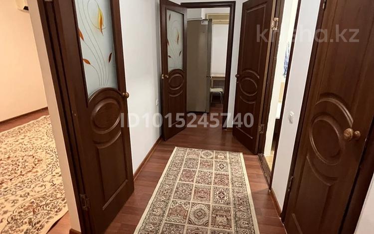 2-бөлмелі пәтер · 58 м² · 1/5 қабат, Есим хан 3, бағасы: 23 млн ₸ в  — фото 2