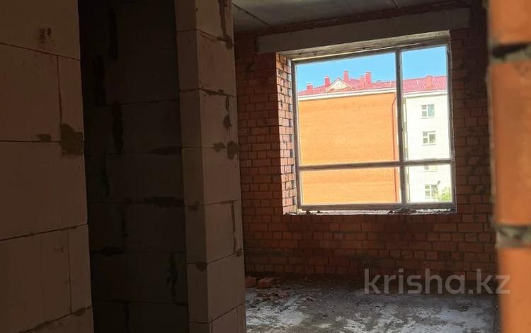 2-комнатная квартира · 79.78 м² · 8/9 этаж, Назарбаева за ~ 32.7 млн ₸ в Петропавловске — фото 2