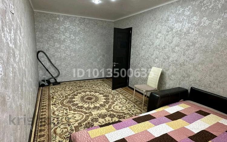 3-комнатная квартира · 72 м² · 2/2 этаж, Окжетпес 3 — Район кольцо за 25 000 ₸ в Бурабае — фото 2