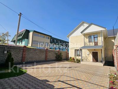 Отдельный дом · 6 комнат · 400 м² · 5 сот., мкр Нур Алатау за 265 млн 〒 в Алматы, Бостандыкский р-н