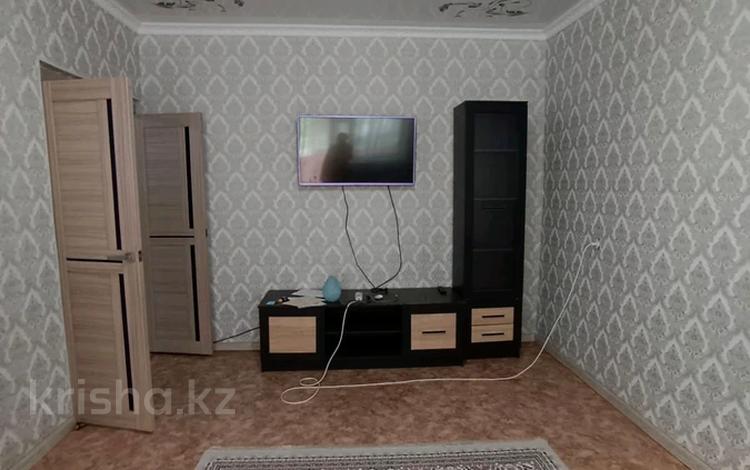 3-бөлмелі пәтер · 64 м² · 2/5 қабат, Алатау, бағасы: 18 млн ₸ в Таразе — фото 2