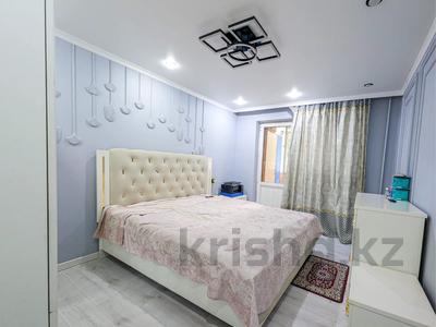 3-комнатная квартира · 65 м² · 1/5 этаж, мкр Аксай-2 за 37 млн ₸ в Алматы, Ауэзовский р-н