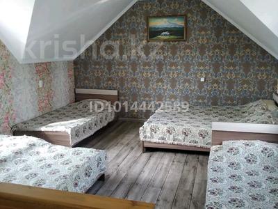 Жеке үй · 2 бөлме · 50 м², Биржансал 29, бағасы: 18 000 ₸ в Бурабае
