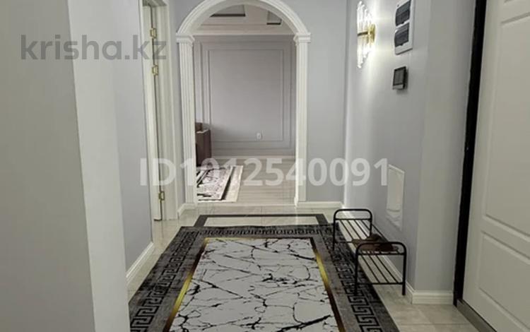 2-комнатная квартира · 64 м² · 14/153 этаж, мкр Северо-Запад, К. Толеметова 64 за 16 000 ₸ в Шымкенте, Абайский р-н — фото 2