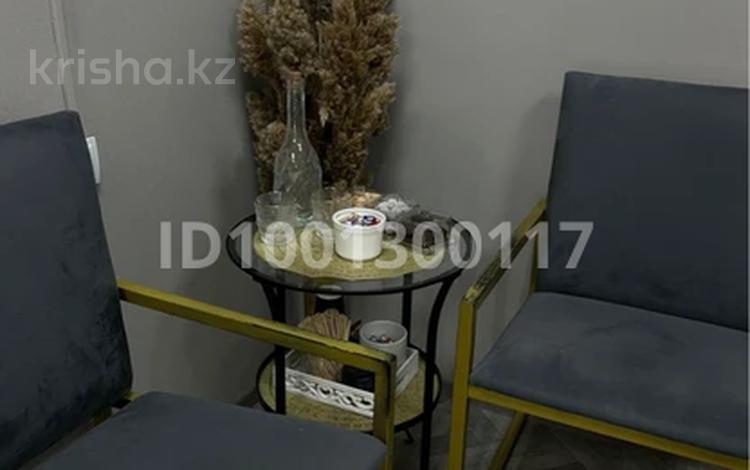 Салоны красоты · 56 м² за 23 млн 〒 в Актобе, мкр Жилгородок — фото 2