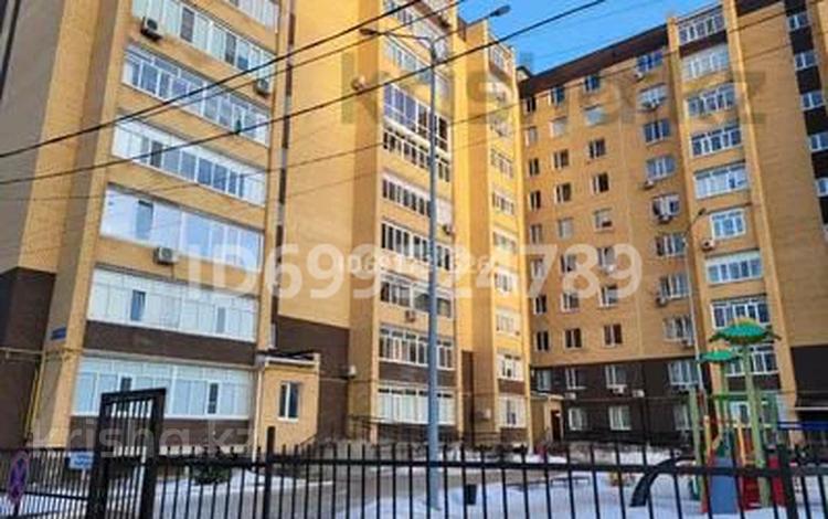 1-комнатная квартира · 55 м² · 7/10 этаж, мкр Кунаева 52/2 за 27.3 млн 〒 в Уральске — фото 4