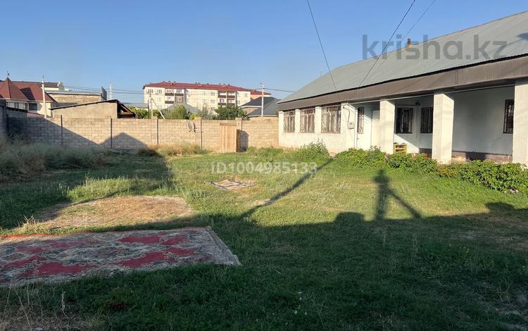 Отдельный дом · 4 комнаты · 122 м² · 8.1 сот., Тлеубаева 104 за 35 млн 〒 в Таразе — фото 19