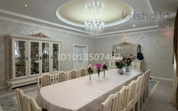 Отдельный дом · 6 комнат · 350 м² · 10 сот., мкр Нурсая 23 — Апек за 125 млн ₸ в Атырау — фото 2