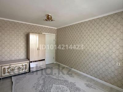3-бөлмелі пәтер · 57.7 м² · 1/3 қабат, Көкжиек ш/а., Геологов 6, бағасы: 35 млн ₸ в Алматы, Жетысуский р-н