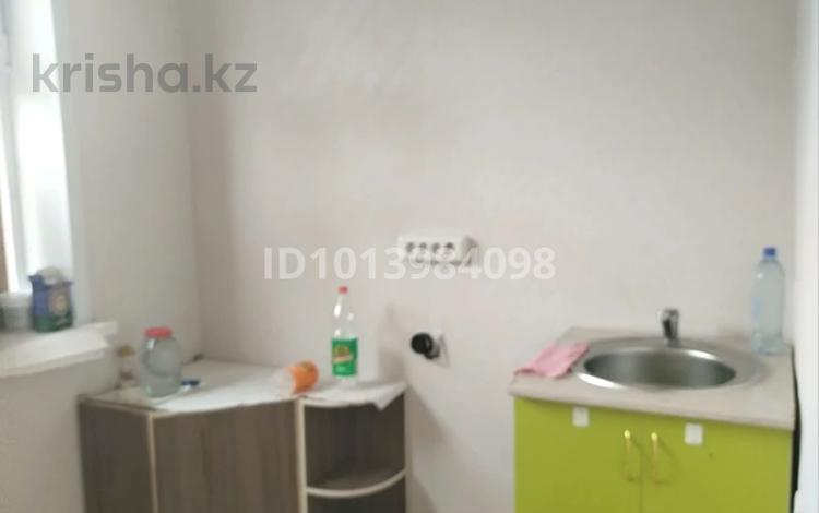 4-комнатная квартира · 61 м² · 1/5 этаж, Пушкин 22 22 — Пәтерде электр сымдары жаңа медный сымға ауытырылған, жаңа ремонт. Бар за 11.5 млн ₸ в Аксу — фото 2